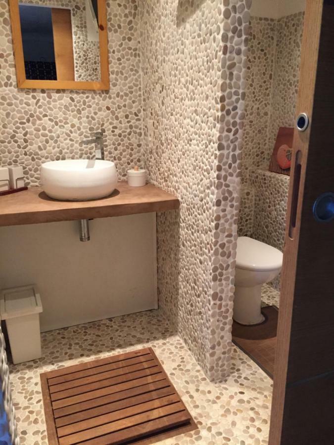 Appartement Le Baou  les pieds dans l'eau à Carqueiranne Extérieur photo
