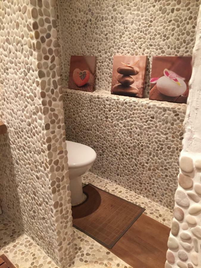 Appartement Le Baou  les pieds dans l'eau à Carqueiranne Extérieur photo